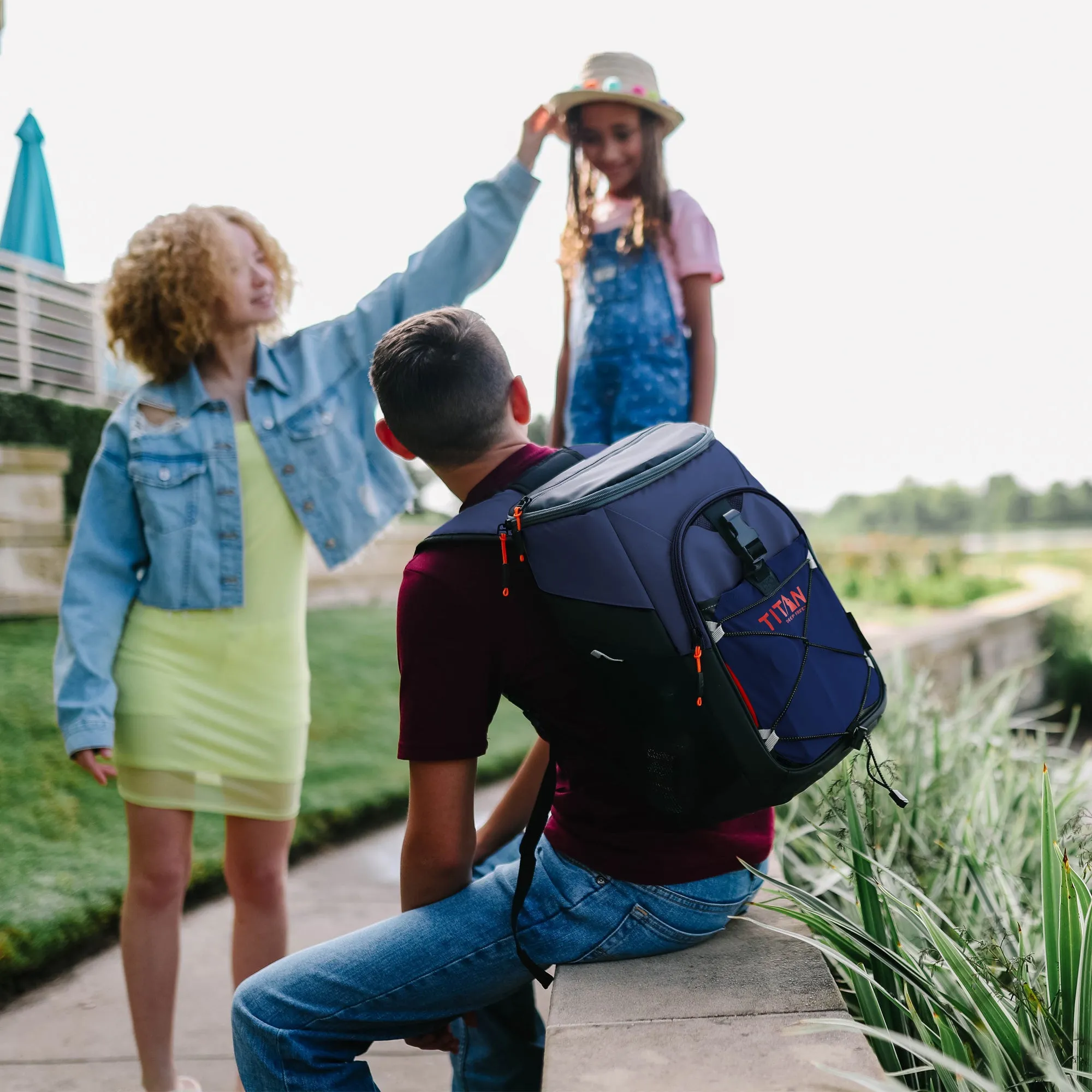 24 Can Backpack Cooler