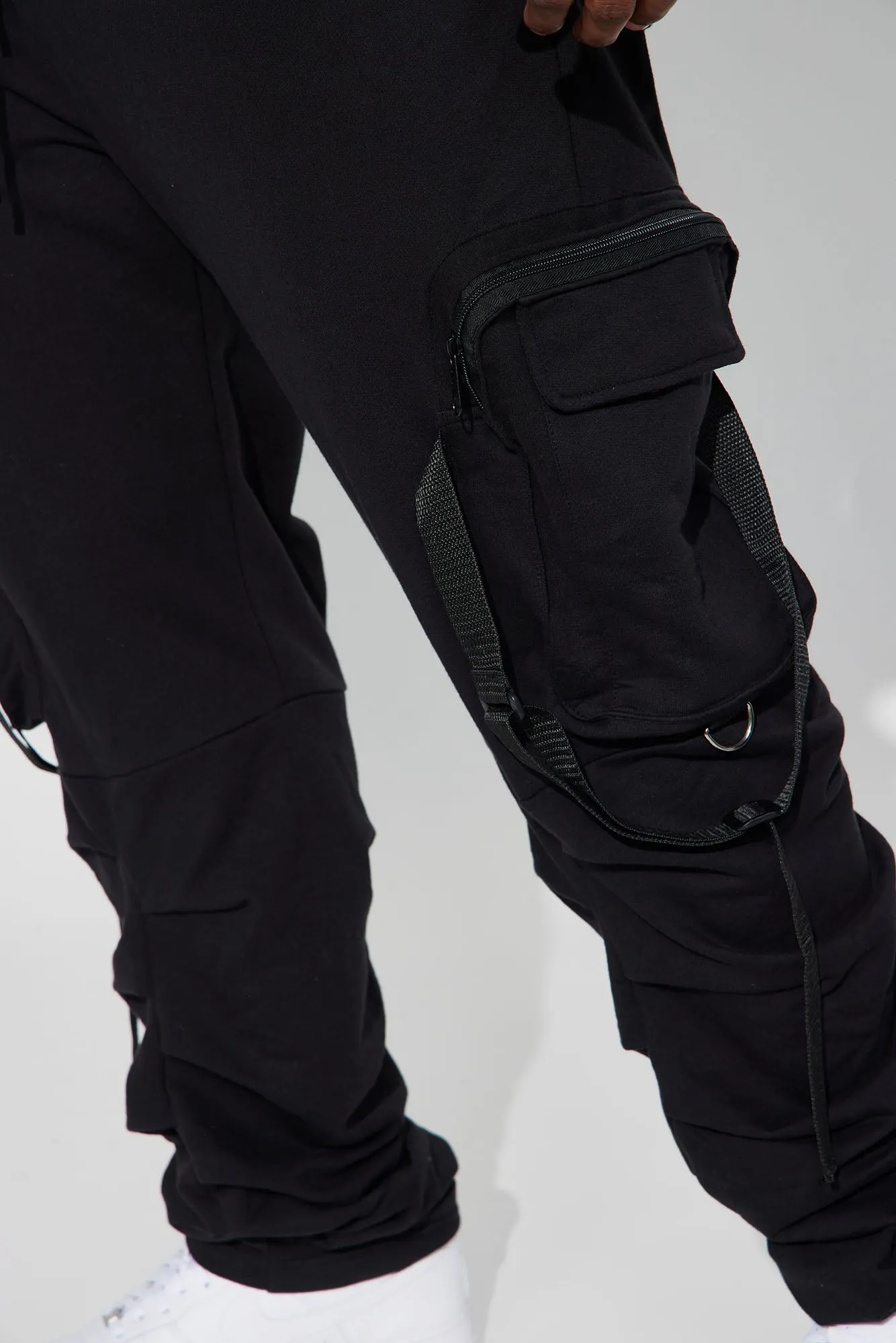 Arrange The Time Cargo Pants - Black