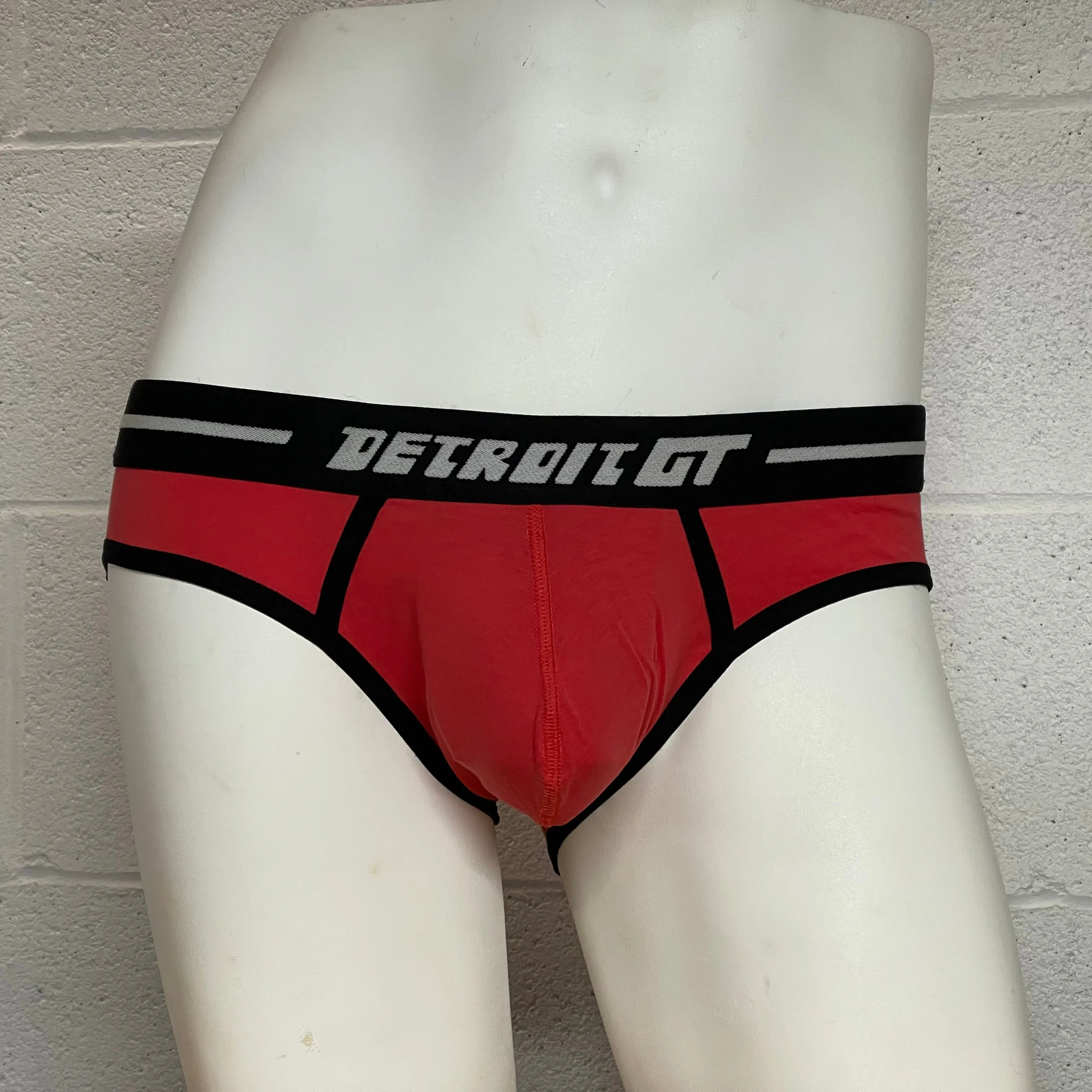 Detroit GT  - Brief