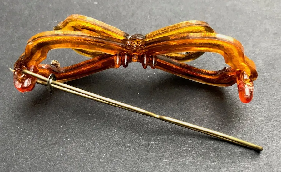 Gorgeous 1940s Lucite   Diamante Bow Hair Grip