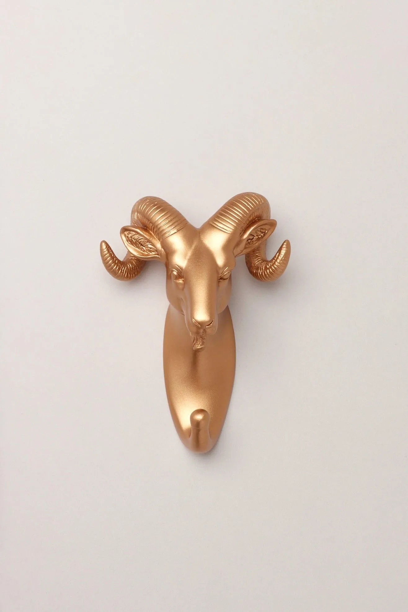 Ornamental Animal Heads Wildlife Bronze Gold Solid Resin Wall Organizer Coat Hook