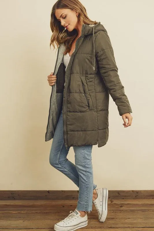 Oversized Puffer Jacket in Olive