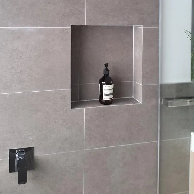 Radiant Thermaniche Shower Niche 355 x 355